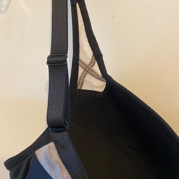 32E 32DD Paramour Felina Sexy Black Amaranth Underwire Mesh High Quality Bra EUC - Picture 13 of 16